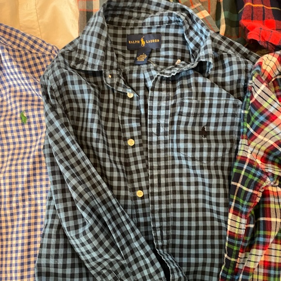 EUC boys 6/7 button down shirts - Picture 6 of 6